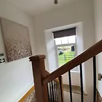 Hill House * 柯比斯蒂芬