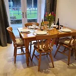 Hill House * كيركبي ستيفين